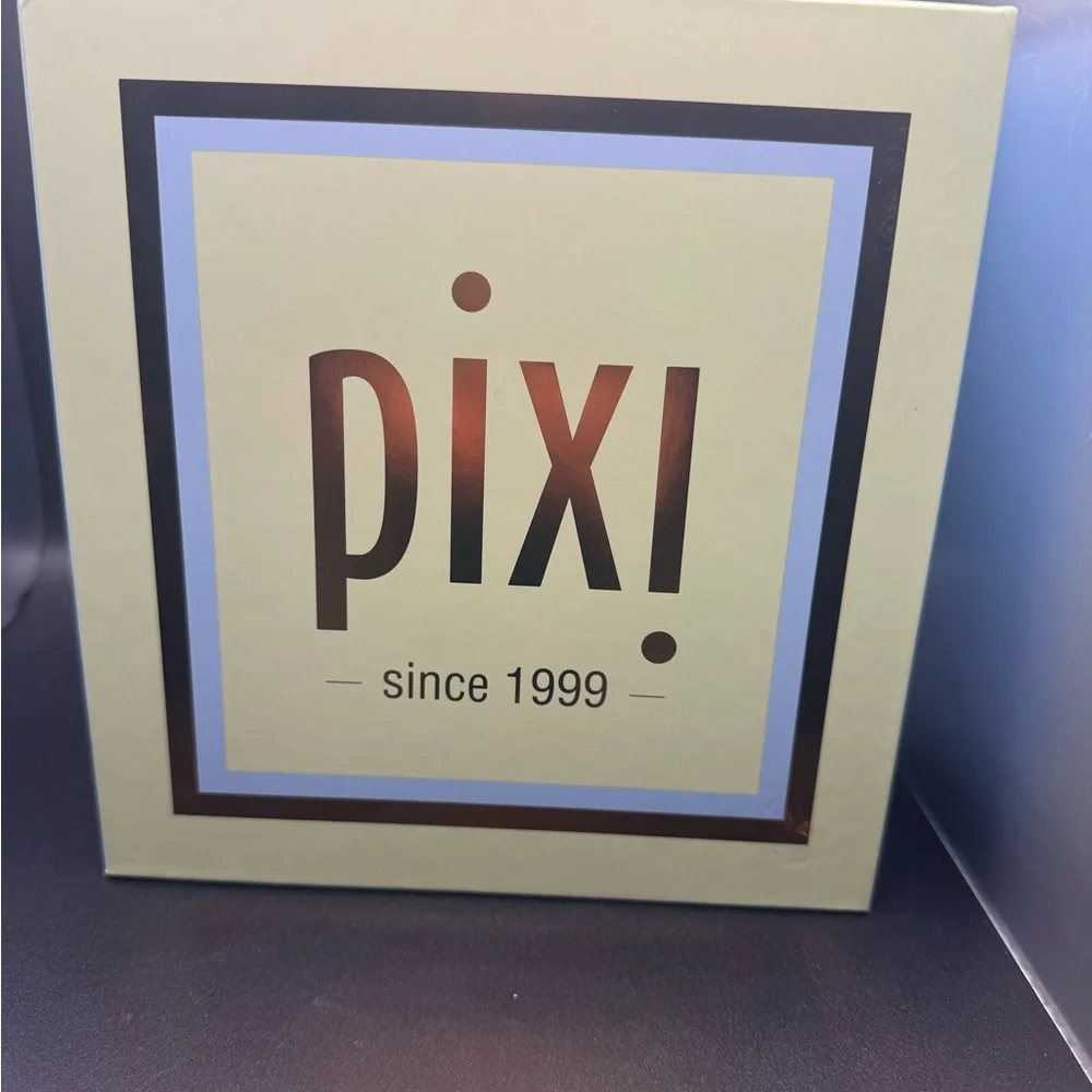 NWT Pixi Roll-On DetoxifEYE Serum & Eye Patches Boxed Set
